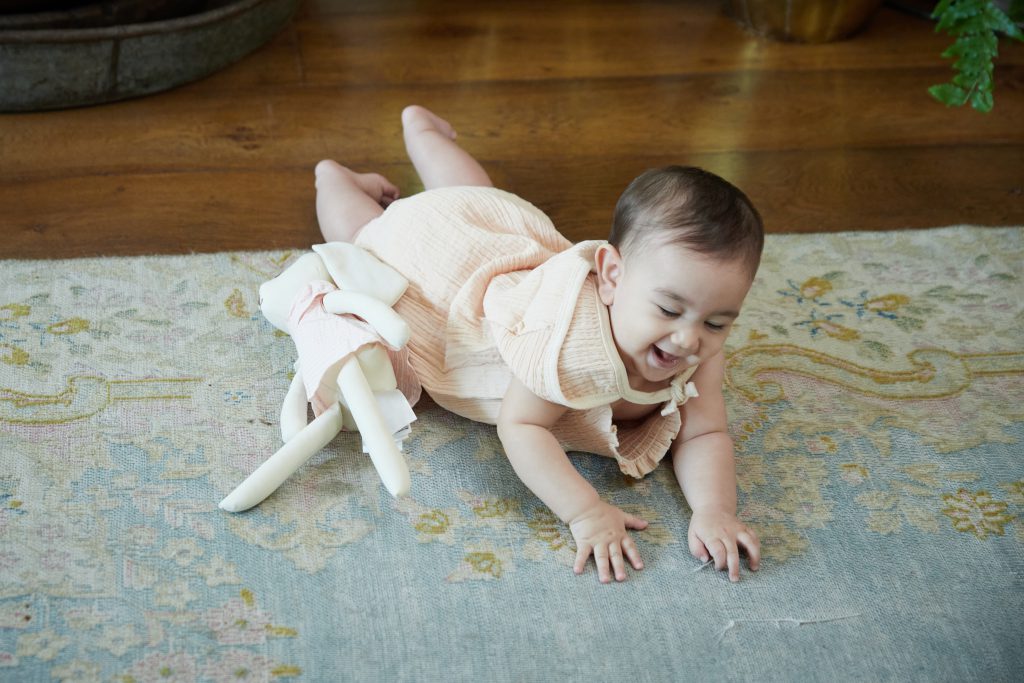 אוברול אורבני גופיה בצבע קרם