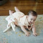 אוברול אורבני גופיה בצבע קרם