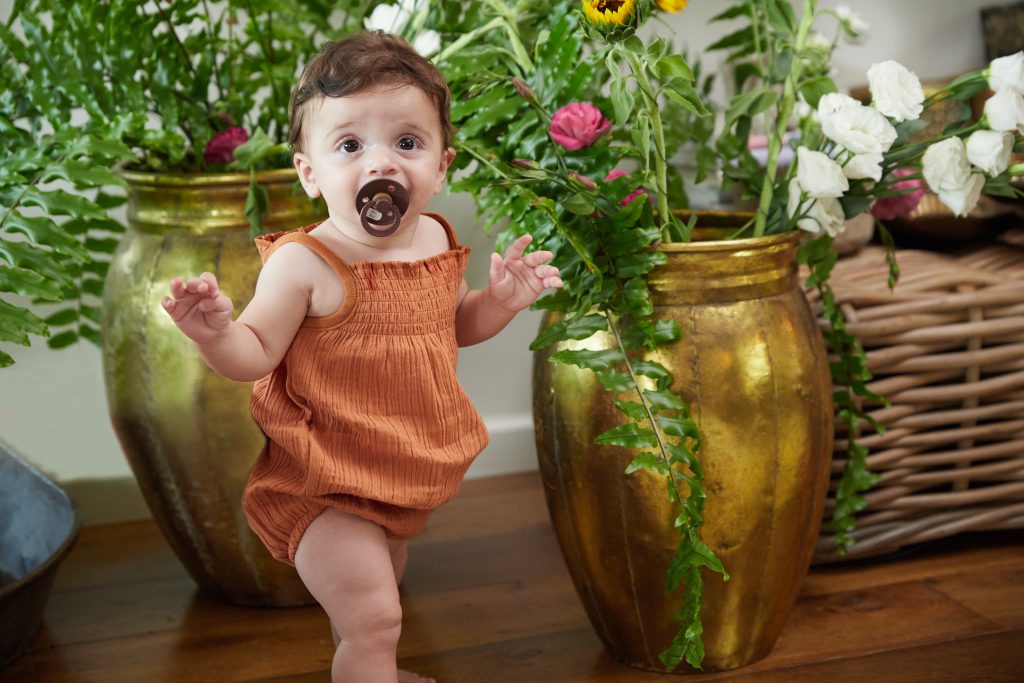 אוברול אורבני גופייה בצבע חמרה