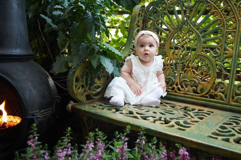 מלה תחרה לבנה לתינוקות