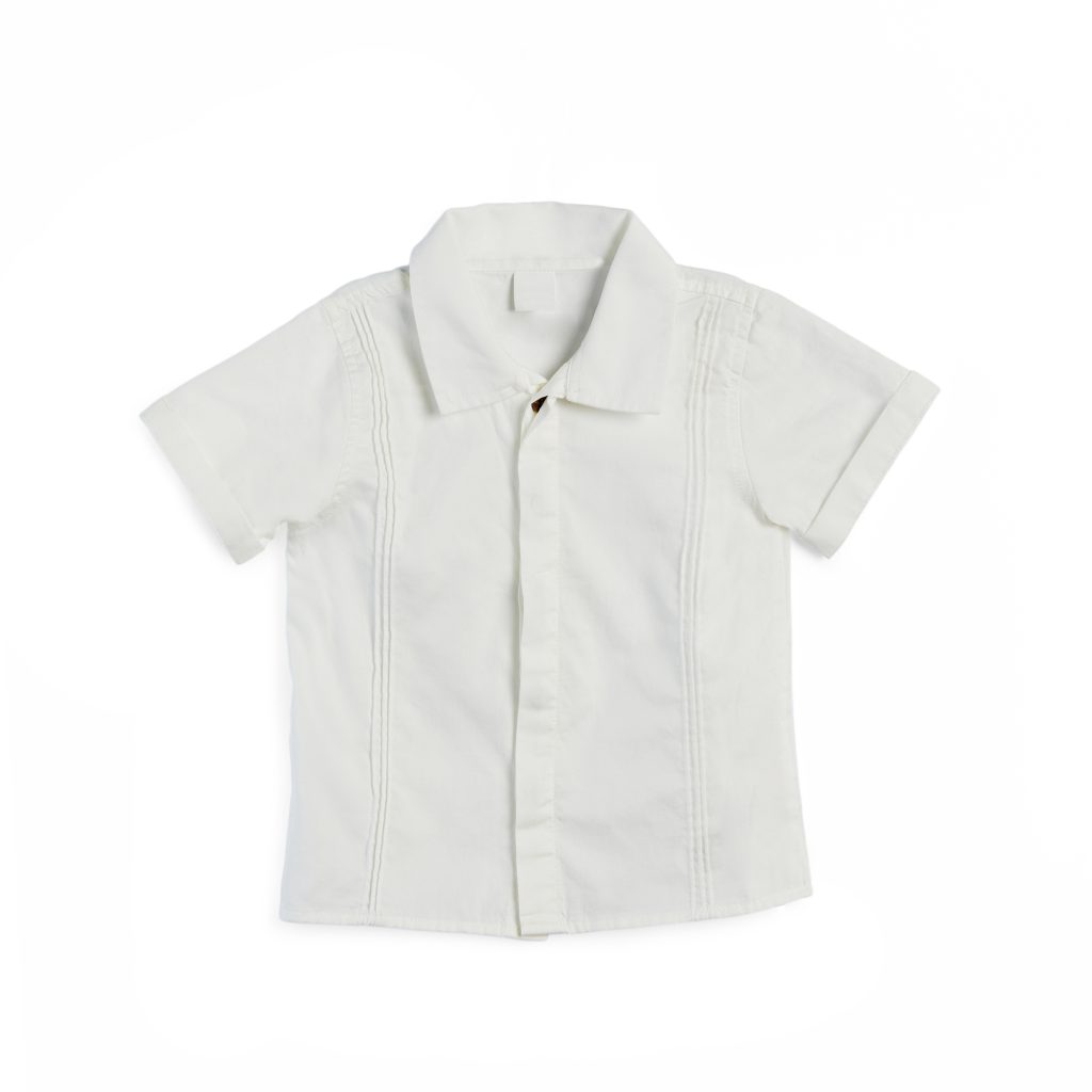 חולצה קצרה מכופתרת לבנה