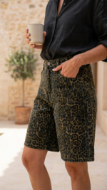 ⁦ג'ינס ברמודה מנומרת⁩ – תמונה ⁦3⁩
